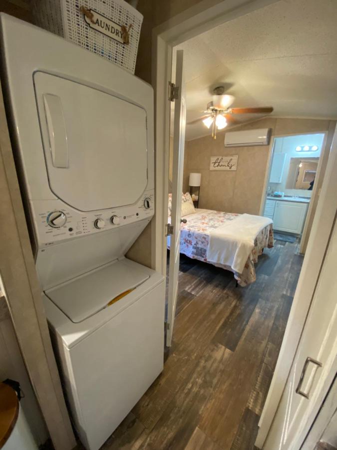 Your Own Cozy Tiny Home Austell Εξωτερικό φωτογραφία